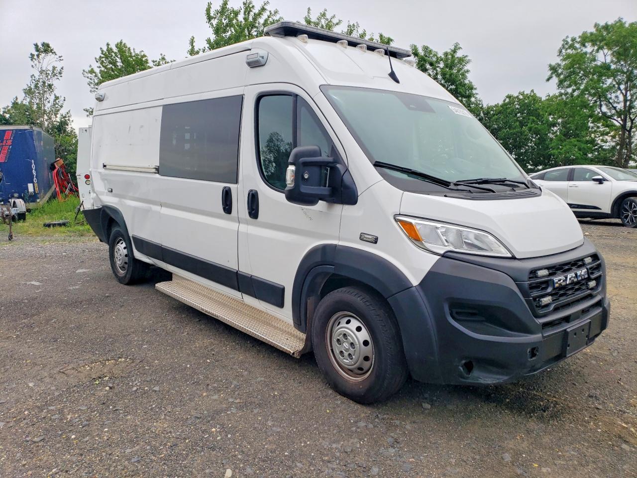 2023 Ram Promaster 2500 High Ambulance - Фото 4