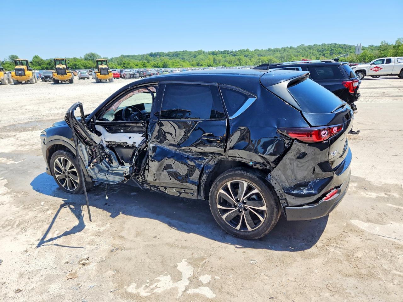 2023 Mazda Cx-5 Premium - Фото 2