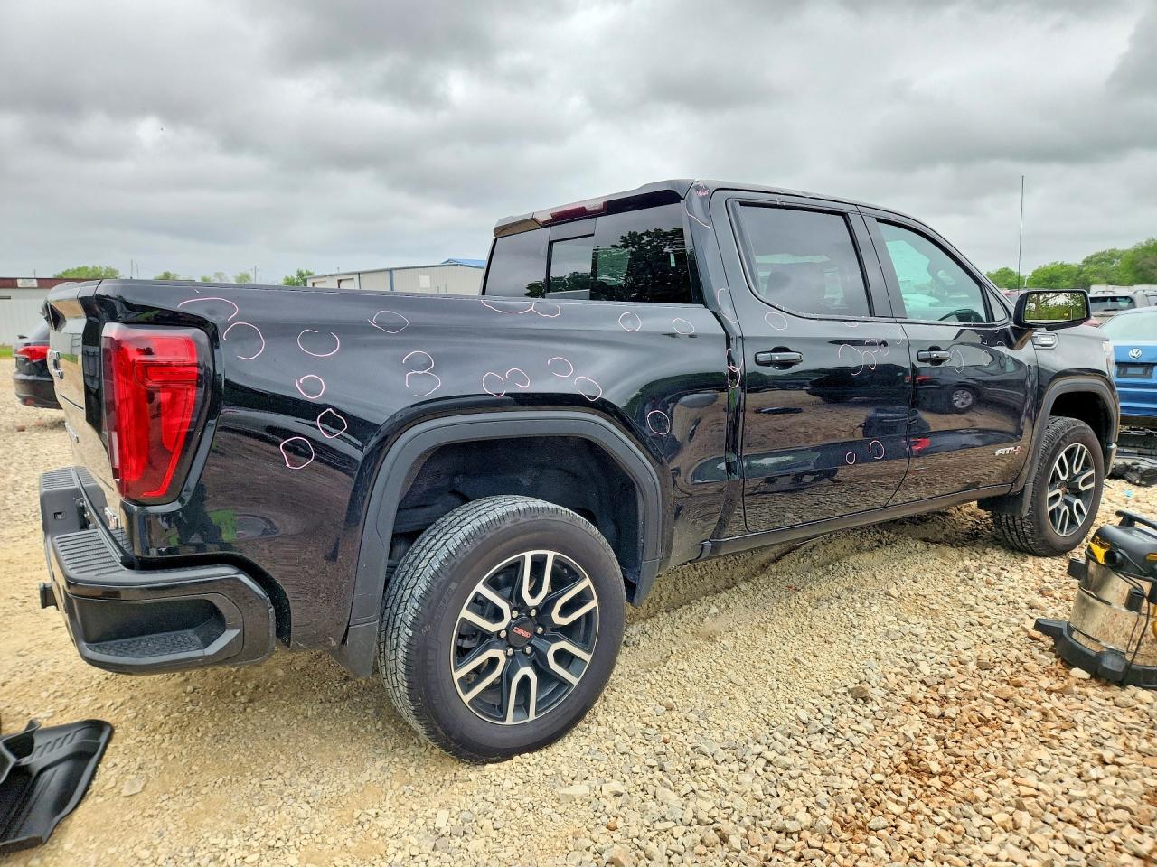 2021 GMC Sierra K1500 At4 - Image 3