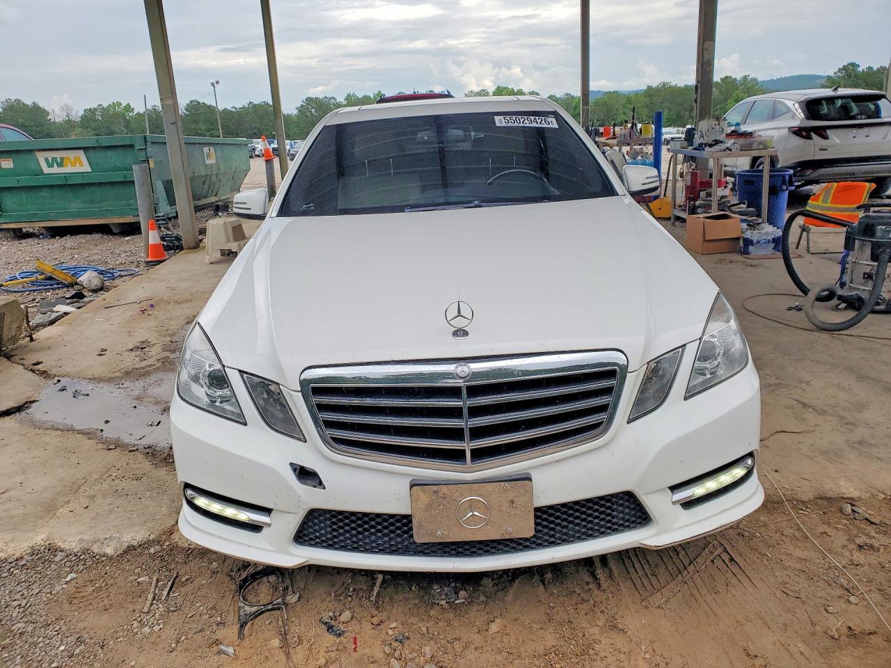 2013 Mercedes-Benz E 350 4Matic - Image 5