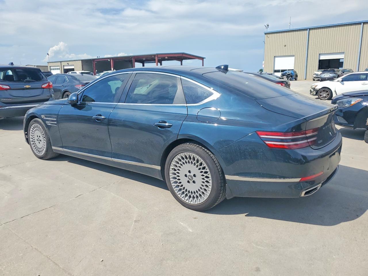 2022 Genesis G80 - Image 2