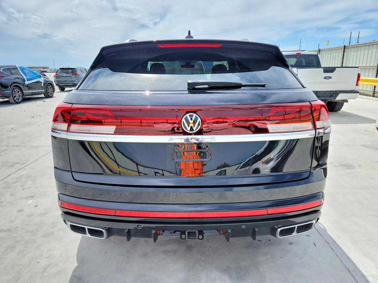 2024 Volkswagen Atlas Cross Sport Sel R-Line - Фото 6