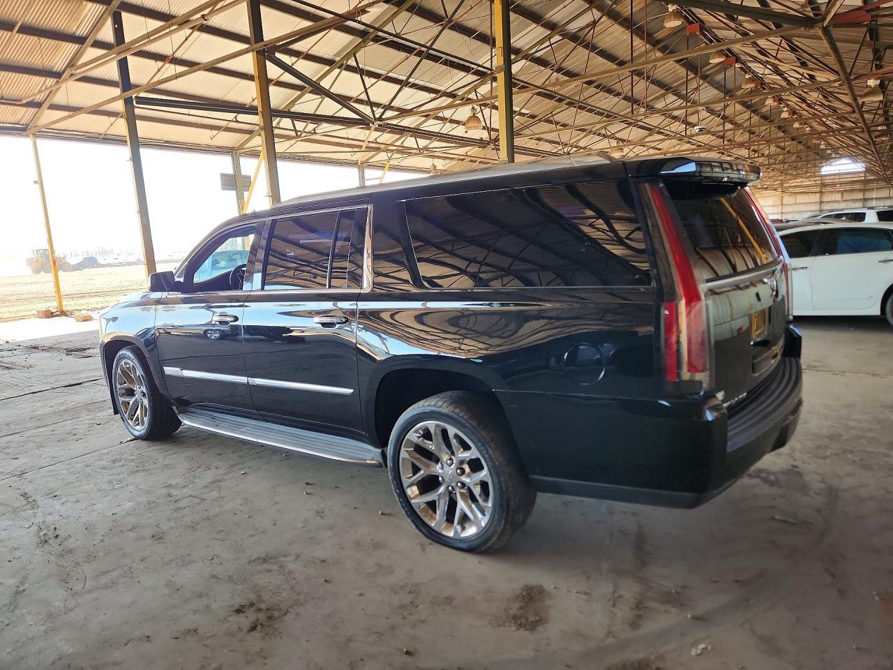 2015 Cadillac Escalade Esv - Фото 2