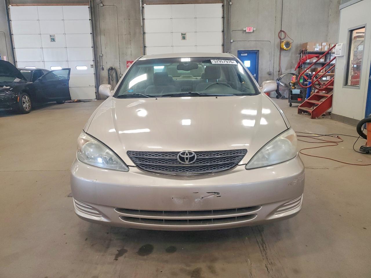 2004 Toyota Camry Se - Фото 5