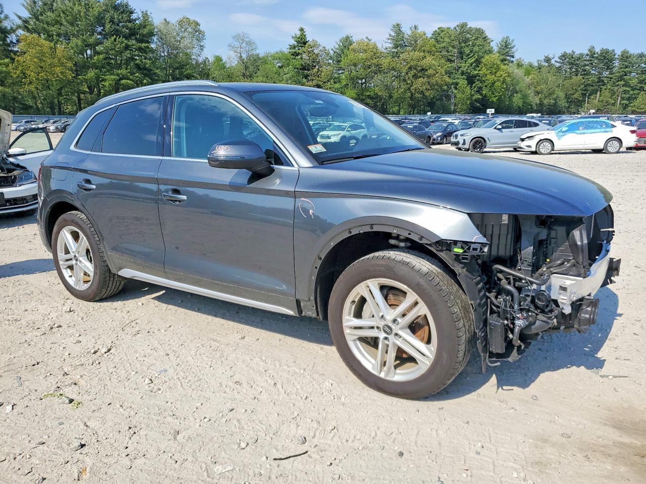 2025 Audi Q5 E Premium Plus 55 - Фото 4