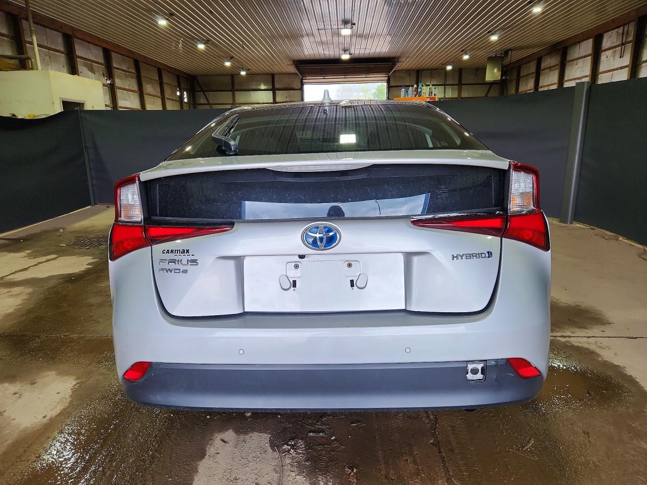 2022 Toyota Prius Le Awd-E - Фото 6