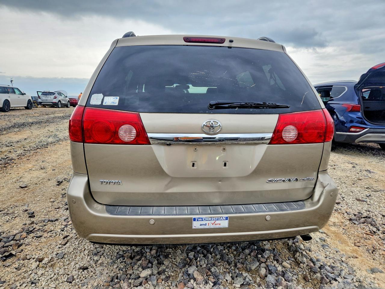 2007 Toyota Sienle/Xle - Image 6