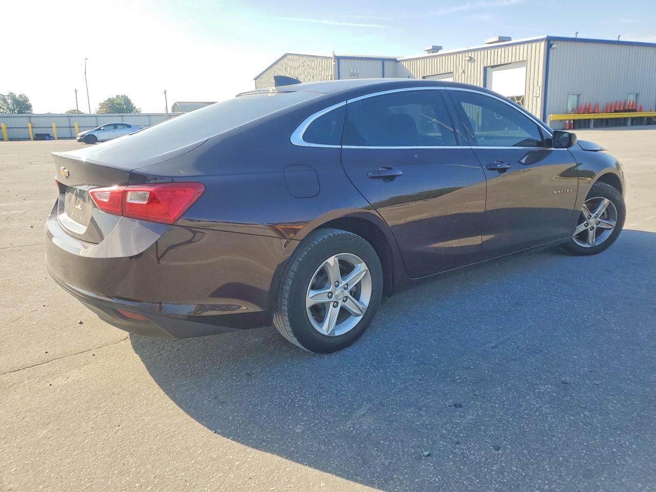 2021 Chevrolet Malibu Ls - Image 3