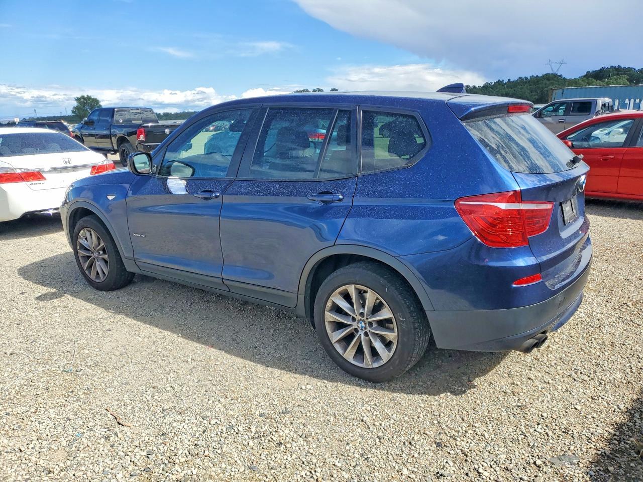 2013 BMW X3 xDrive28I - Фото 2