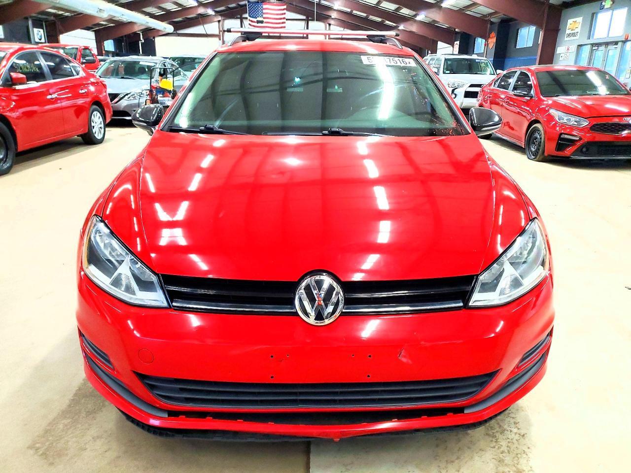 2017 Volkswagen Golf Sportwagen S - Image 5
