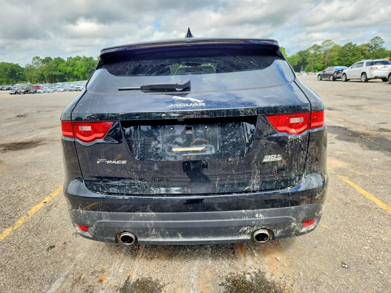 2018 Jaguar F-Pace Premium - Image 6