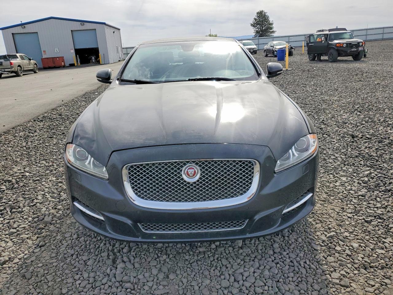 2015 Jaguar Xj - Фото 5