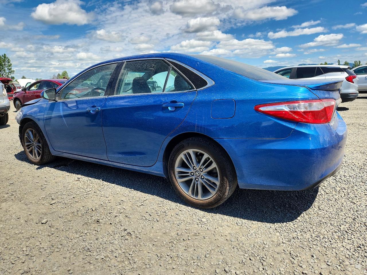 2017 Toyota Camry Se - Image 2