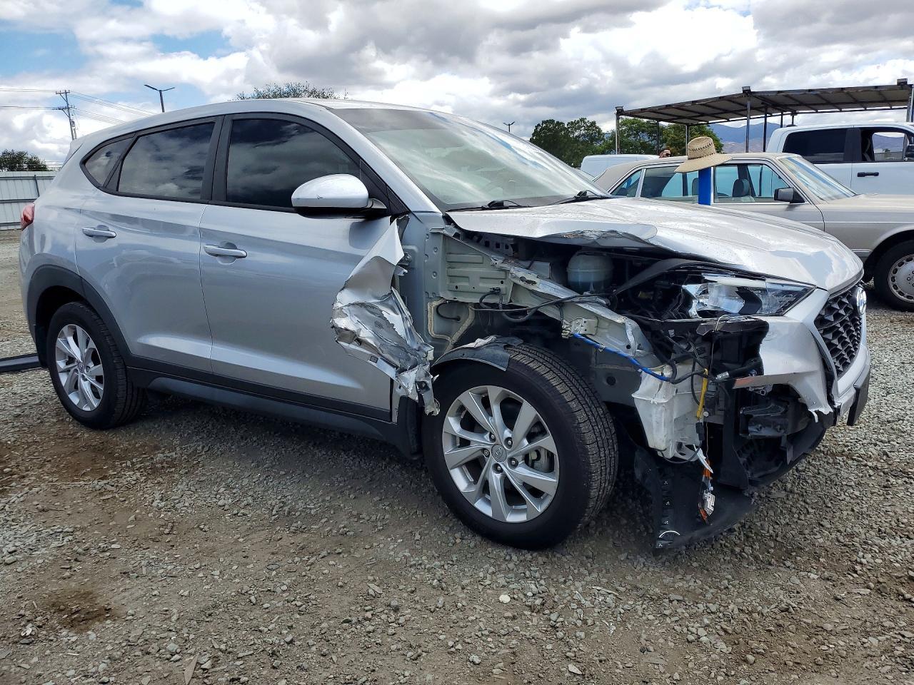 2021 Hyundai Tucson Se - Фото 4