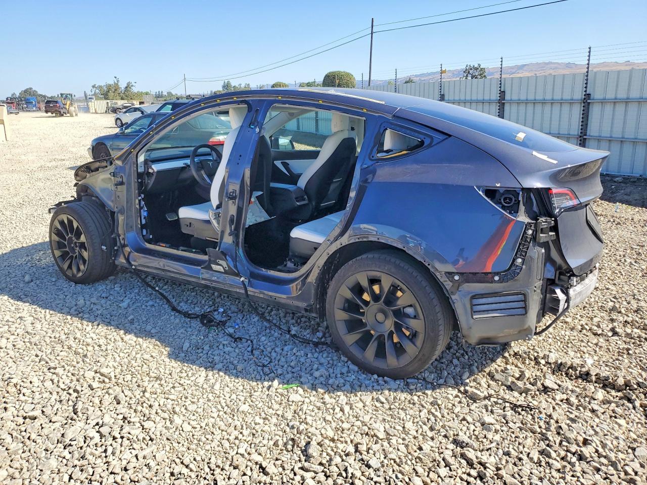 2021 Tesla Model Y - Фото 2