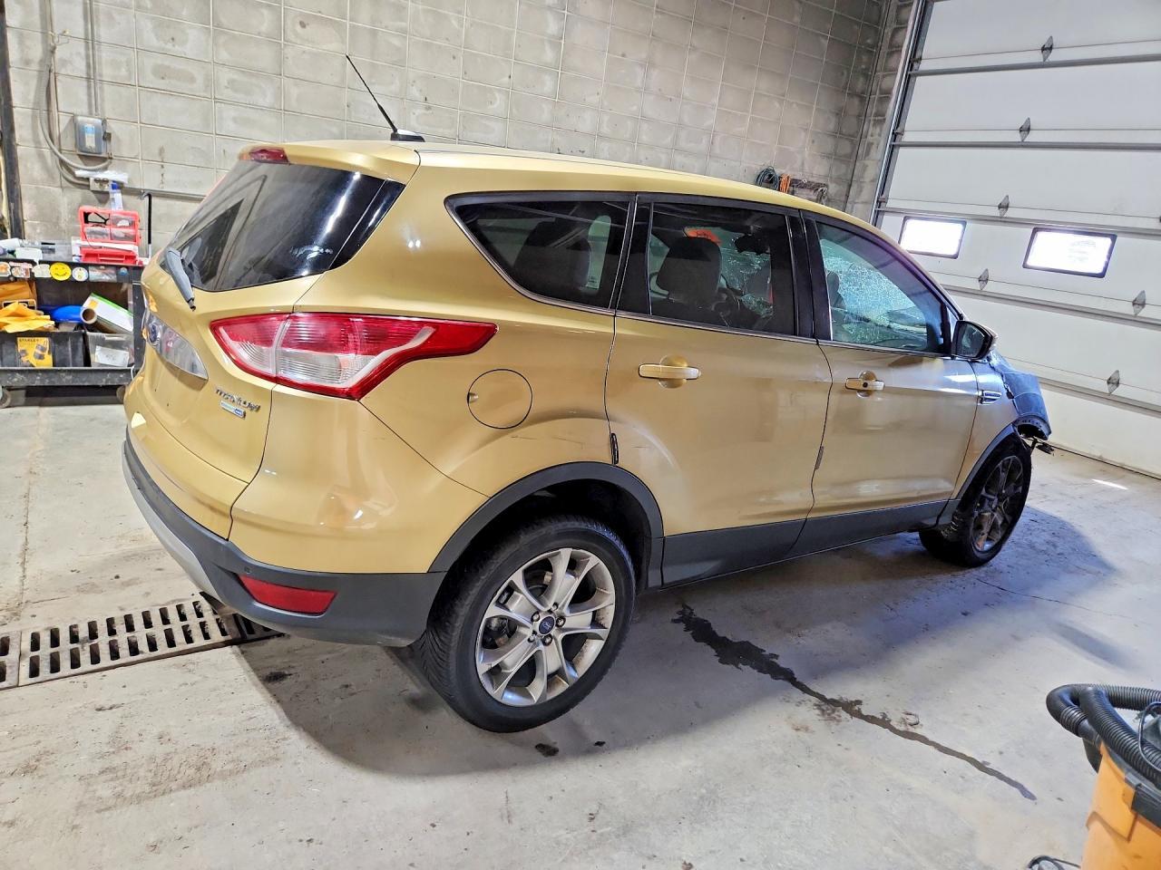 2014 Ford Escape Titanium - Фото 3