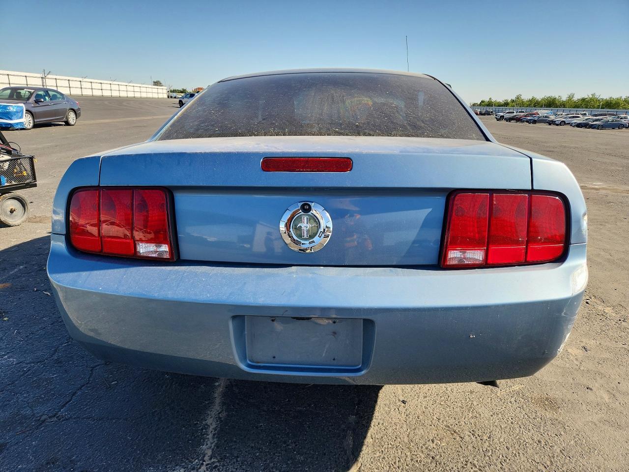 2007 Ford Mustang - Image 6