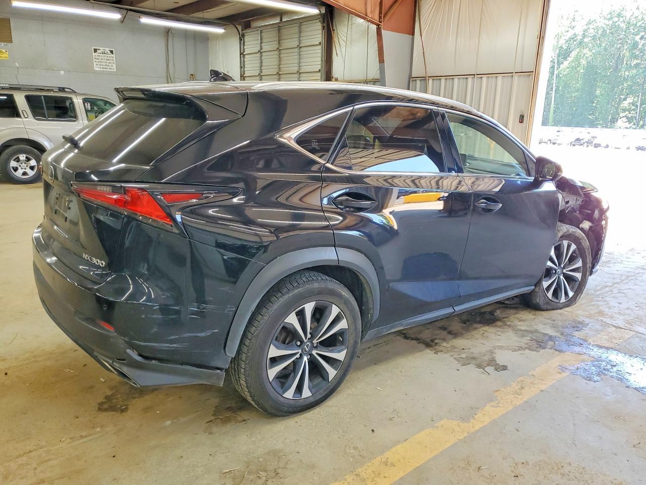 2021 Lexus Nx 300 F Sport - Фото 3