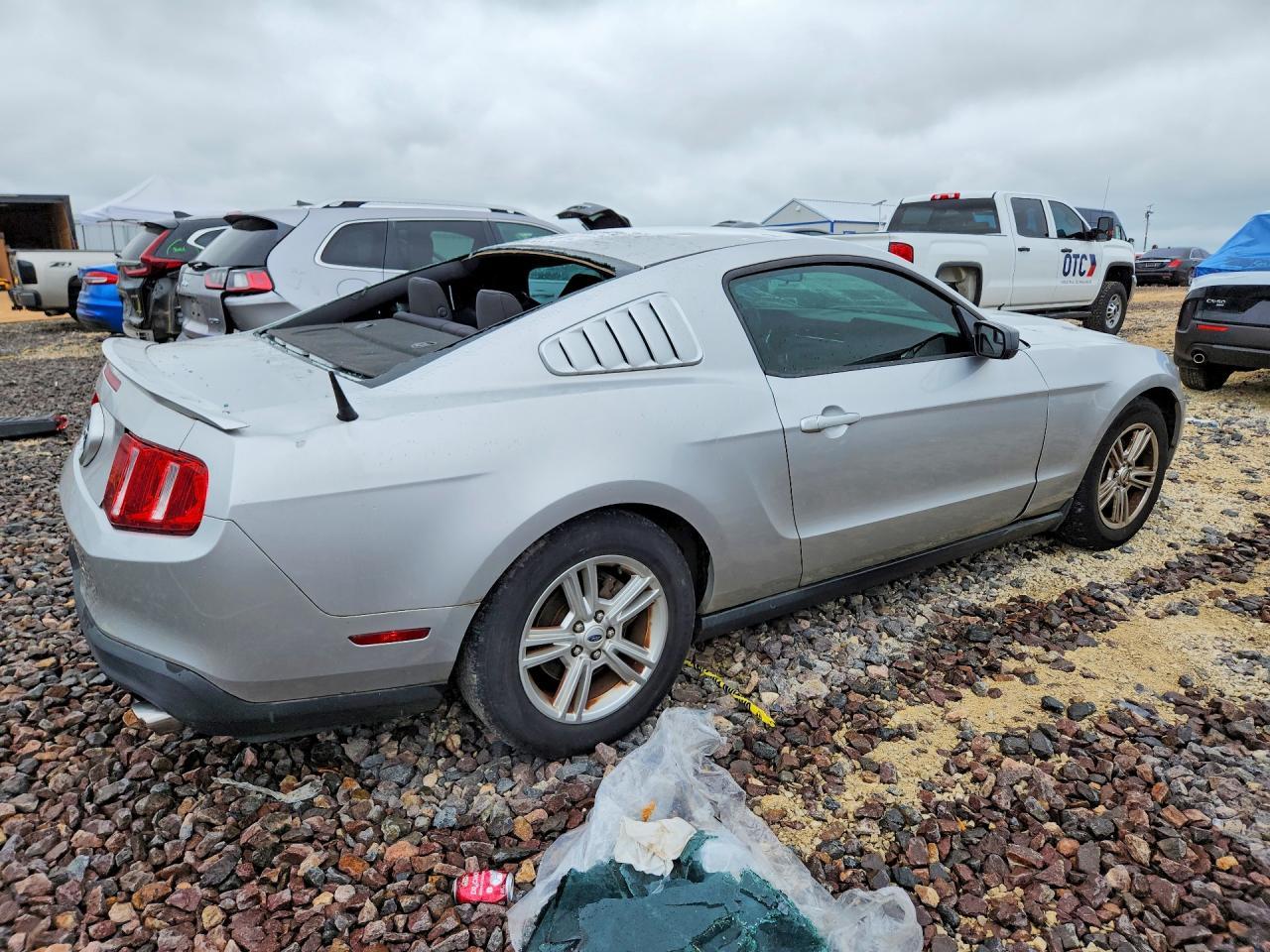 2012 Ford Mustang - Image 3