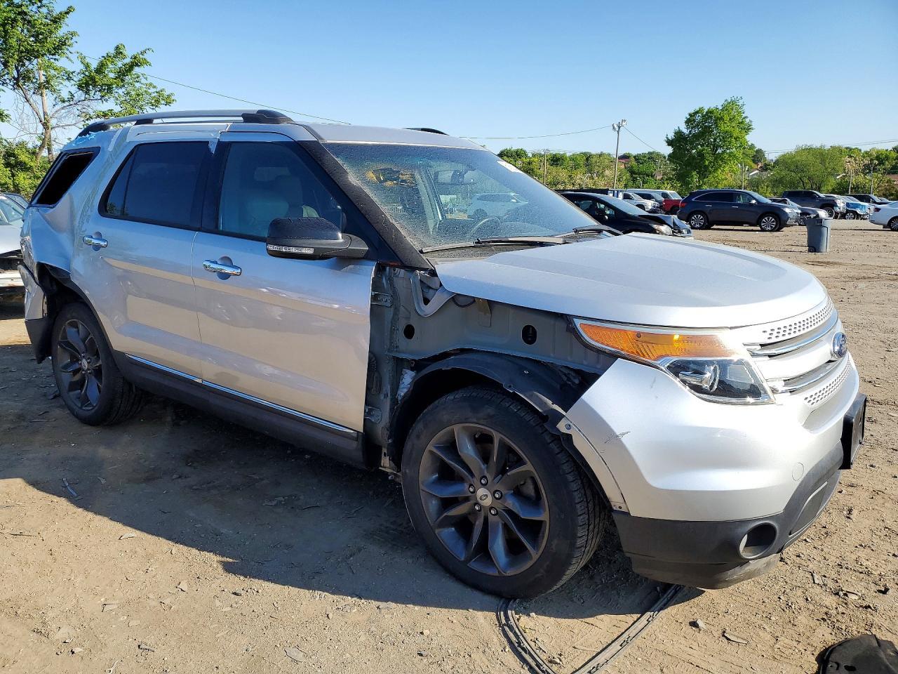 2015 Ford Explorer Xlt - Image 4