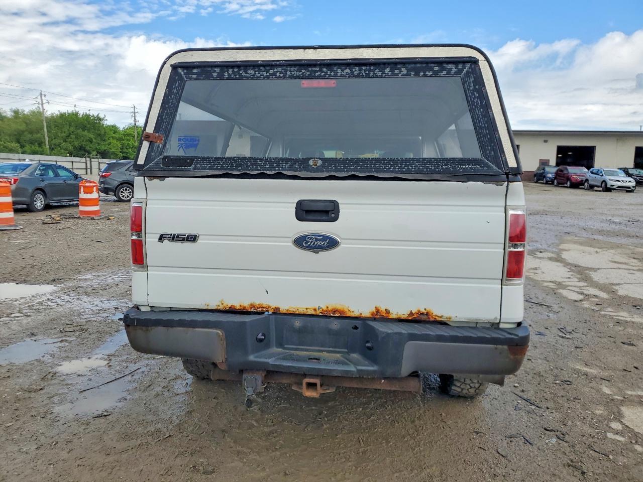 2011 Ford F150 - Фото 6