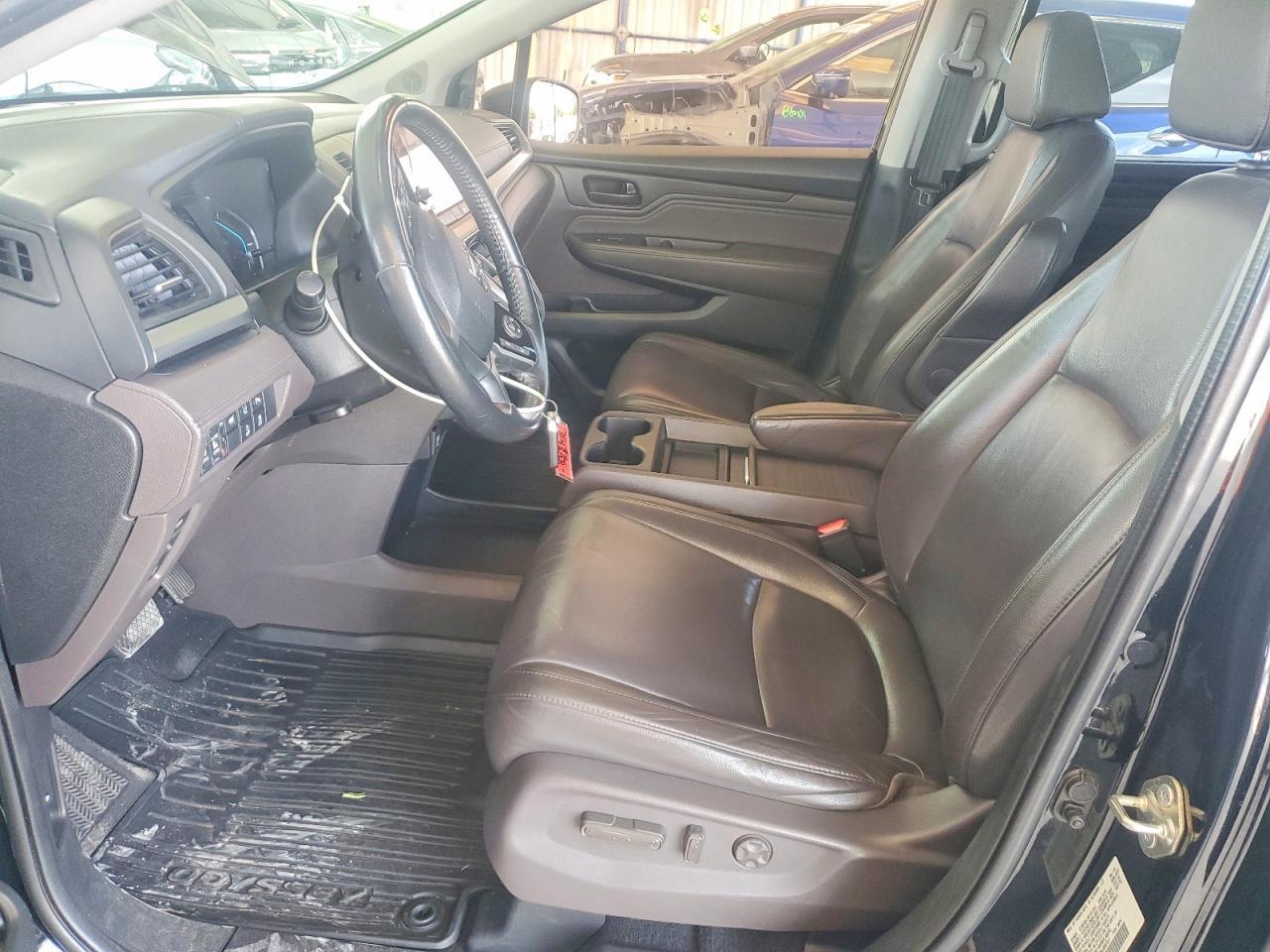 2020 Honda Odyssey Touring - Фото 7