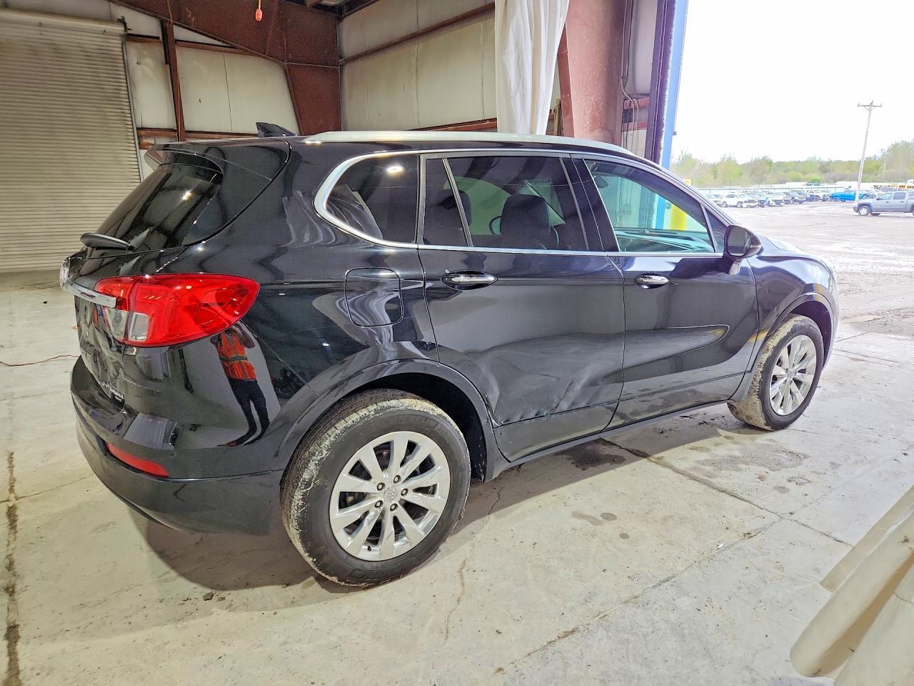 2017 Buick Envision Essence - Фото 3