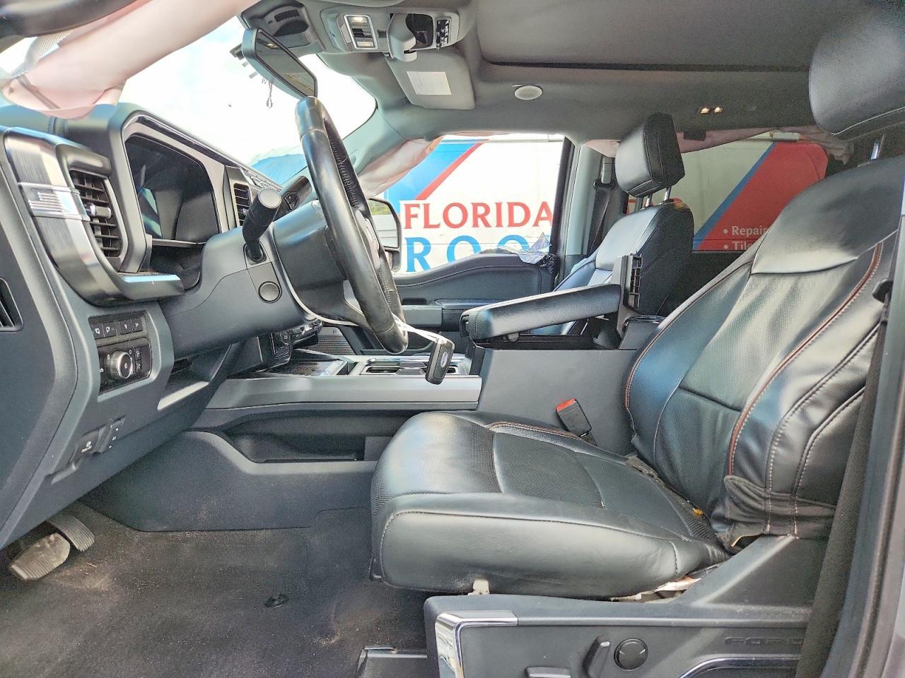 2023 Ford F350 Super Duty - Фото 7