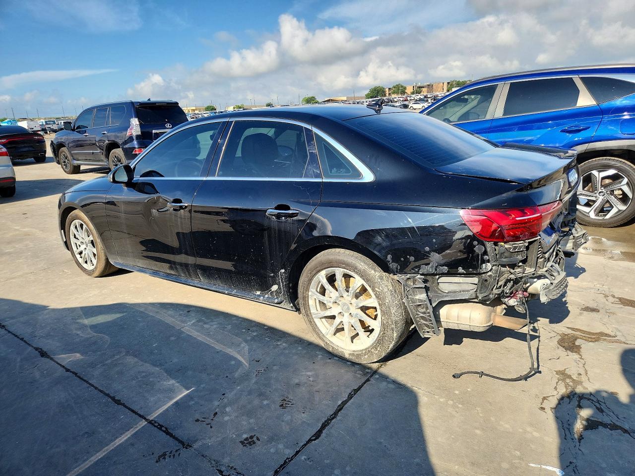2021 Audi A4 - Фото 2