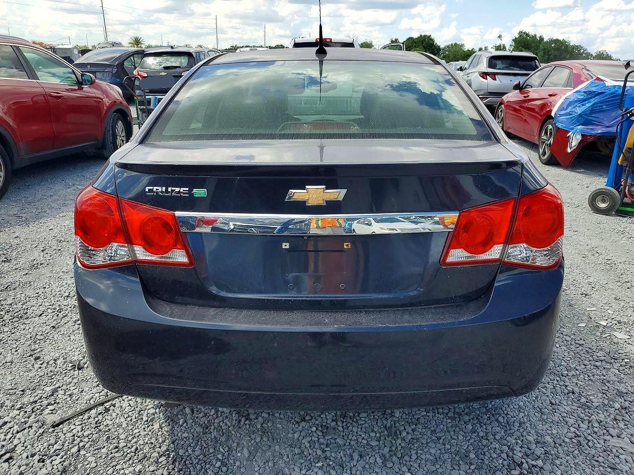 2014 Chevrolet Cruze - Image 6