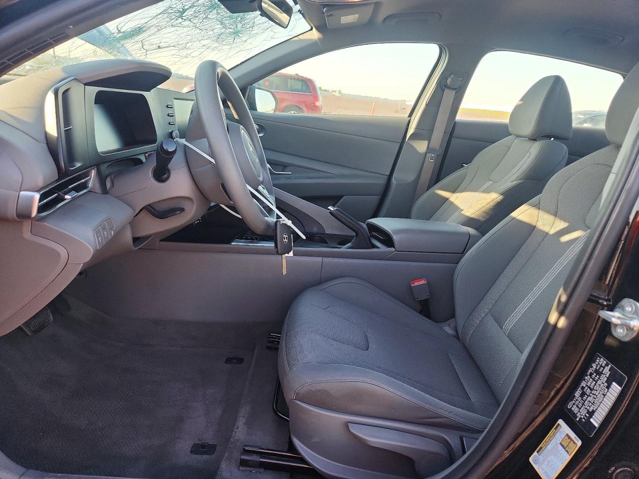2024 Hyundai Elantra Se - Фото 7