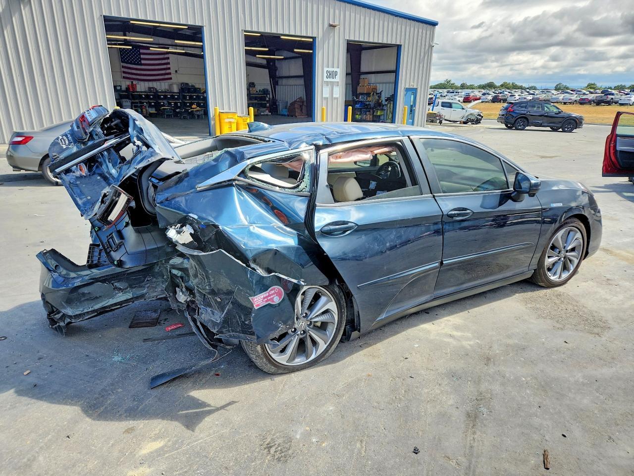 2018 Honda Clarity Touring - Фото 3