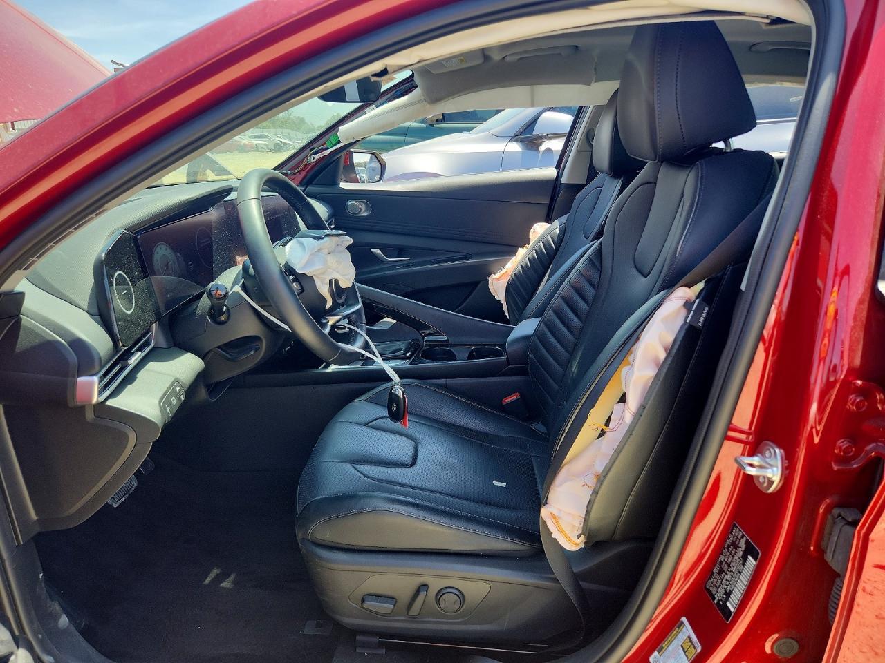 2023 Hyundai Elantra Limited - Фото 7