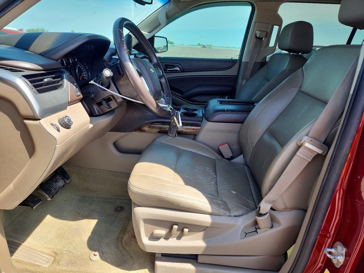 2016 Chevrolet Suburban C1500 Lt - Image 7