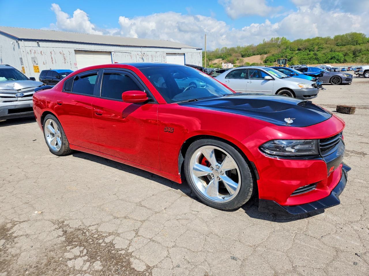 2015 Dodge Charger R - Фото 4