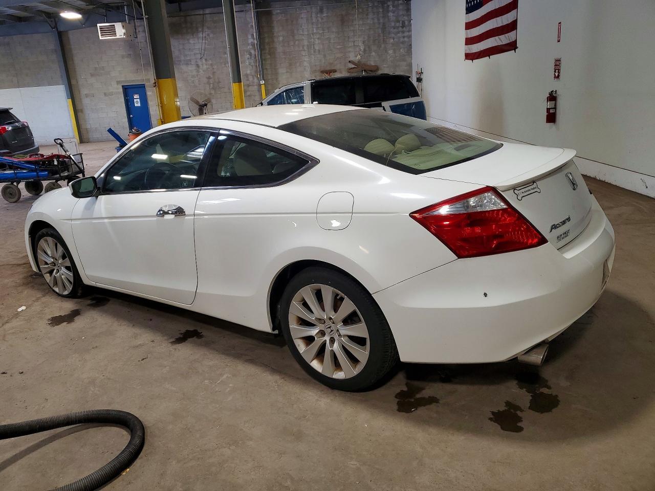 2010 Honda Accord Exl - Фото 2