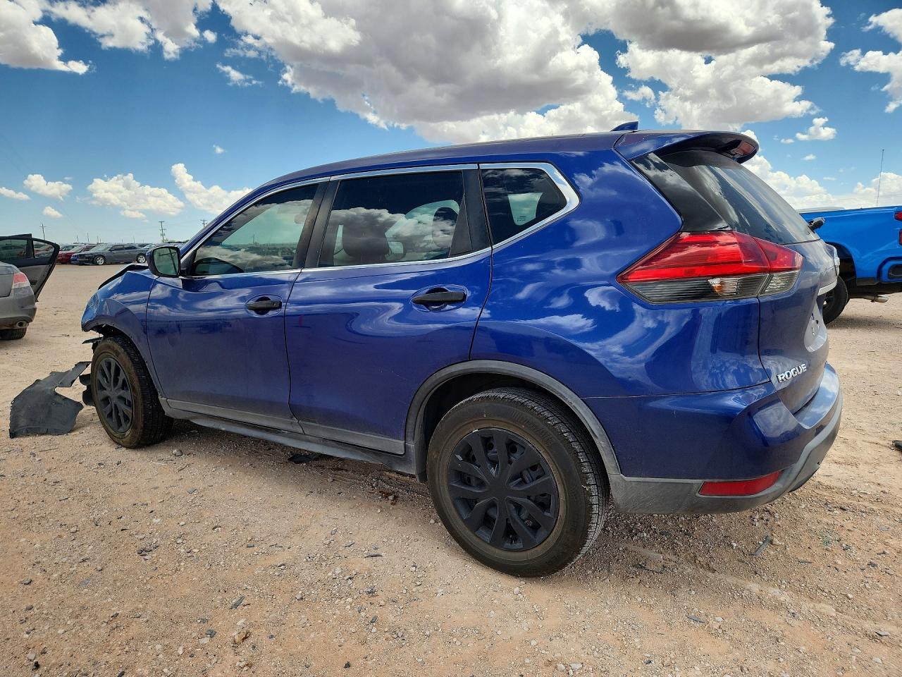 2017 Nissan Rogue S - Image 2