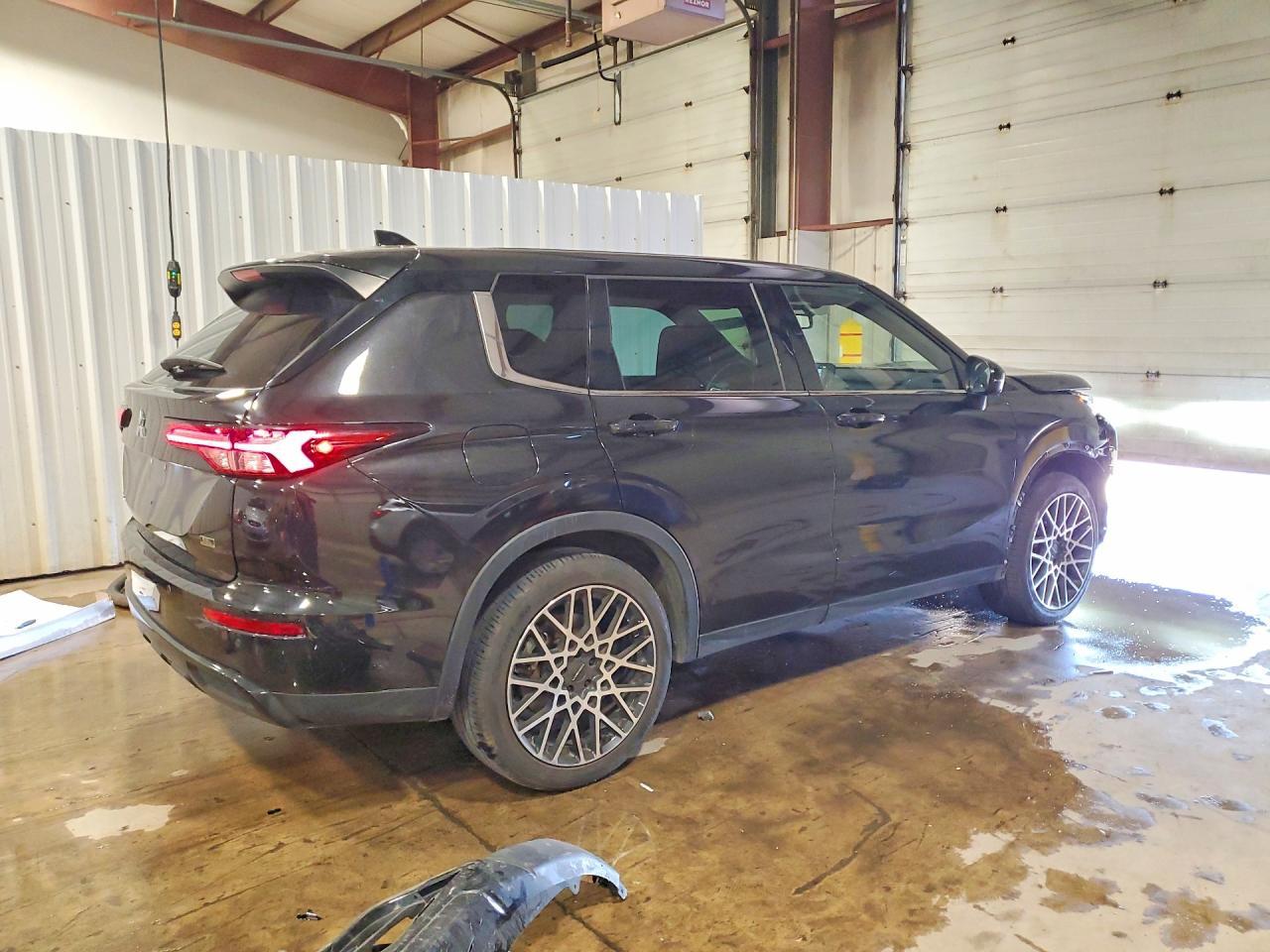 2023 Mitsubishi Outlander Sel/Sel Black Edition/Sel Tour - Фото 3