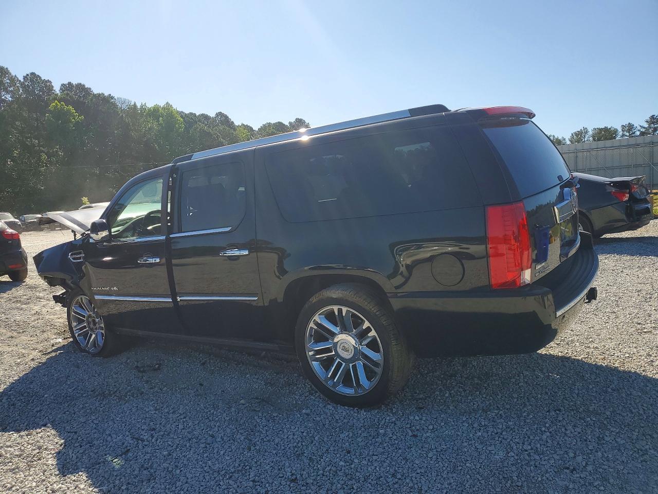 2011 Cadillac Escalade Esv Platinum - Image 2