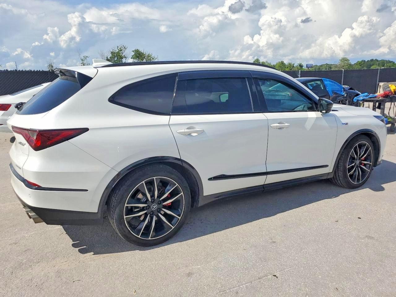 2022 Acura Mdx - Image 3