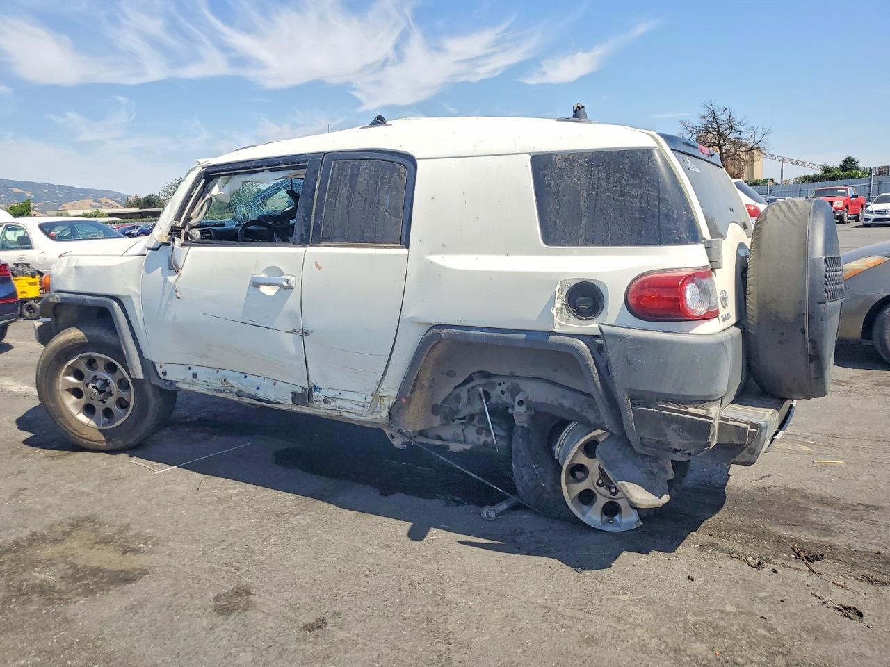 2011 Toyota Fj Cruiser Base - Фото 2