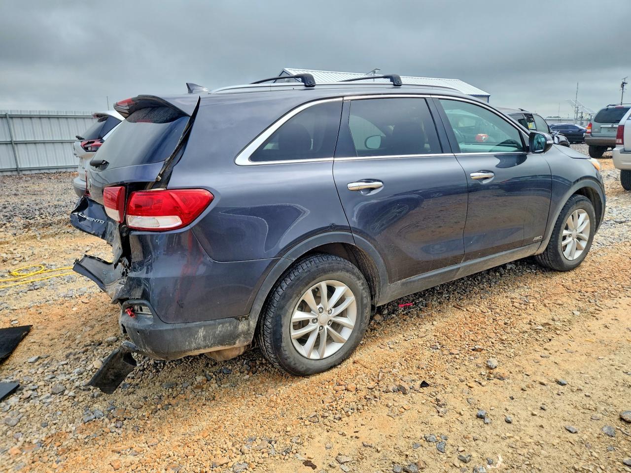 2017 Kia Sorento Lx - Фото 3