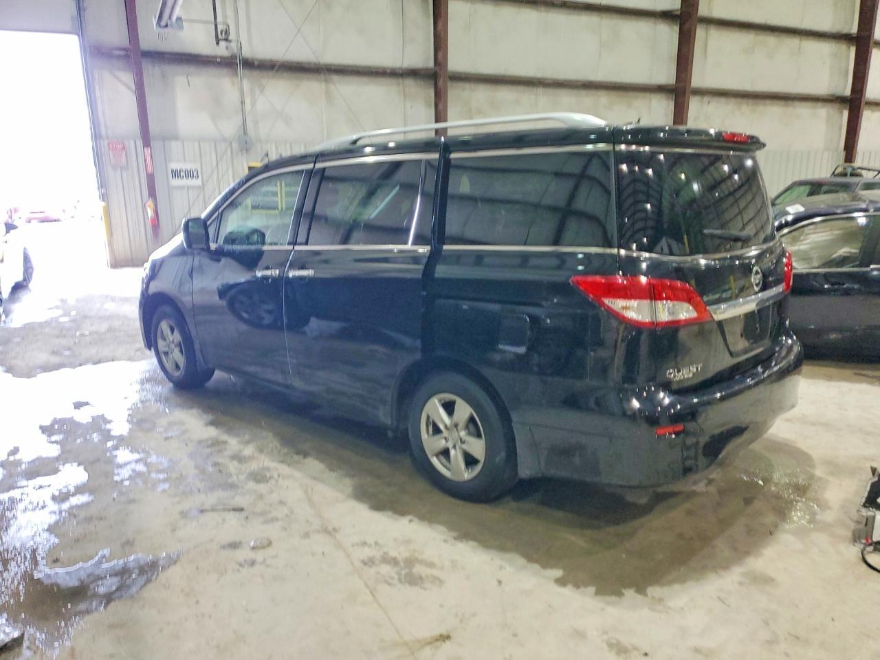 2013 Nissan Quest 3.5 S - Фото 2
