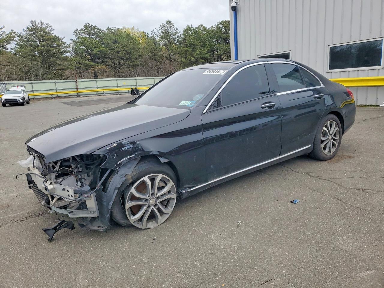 2015 Mercedes-Benz C 300 4Matic