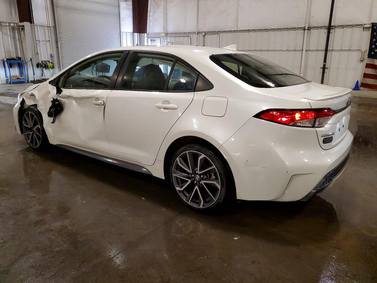 2020 Toyota Corolla Se - Фото 2