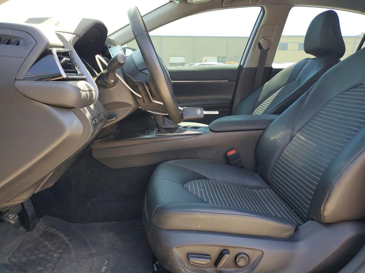 2024 Toyota Camry Se - Фото 7