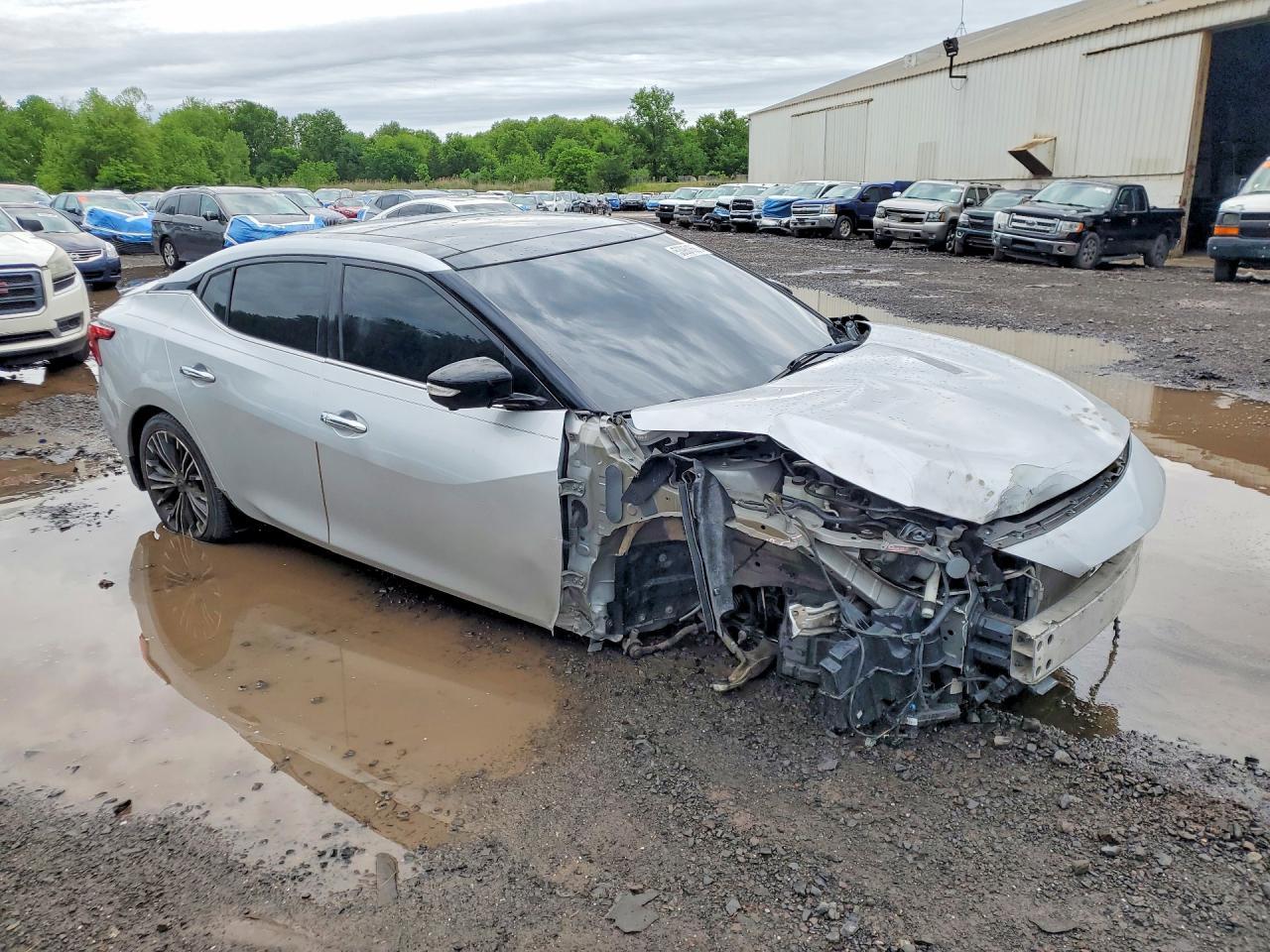 2016 Nissan Maxima Platinum - Image 4
