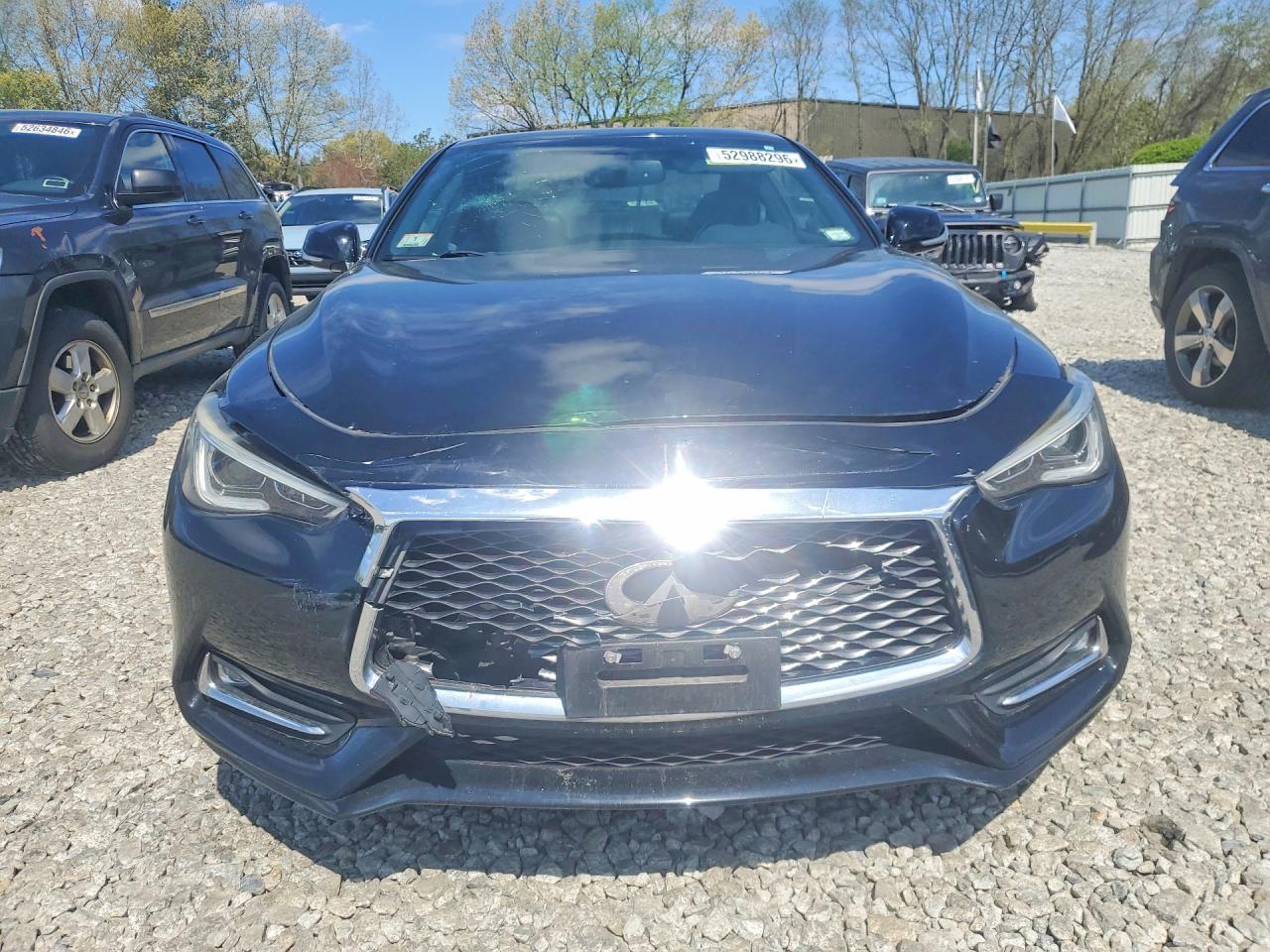 2017 Infiniti Q60 3.0T Premium - Image 5