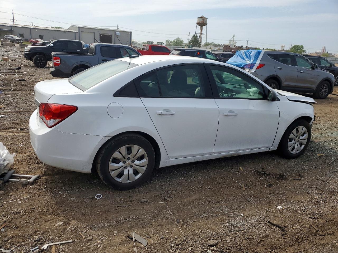 2013 Chevrolet Cruze Ls - Image 3