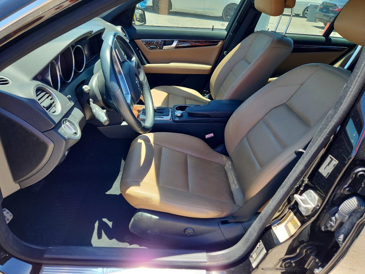 2012 Mercedes-Benz C 250 - Image 7